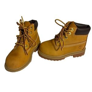 Size 7 toddler Timberland premium 7 Inch waterproof boots Gorpcore Hiking Fall